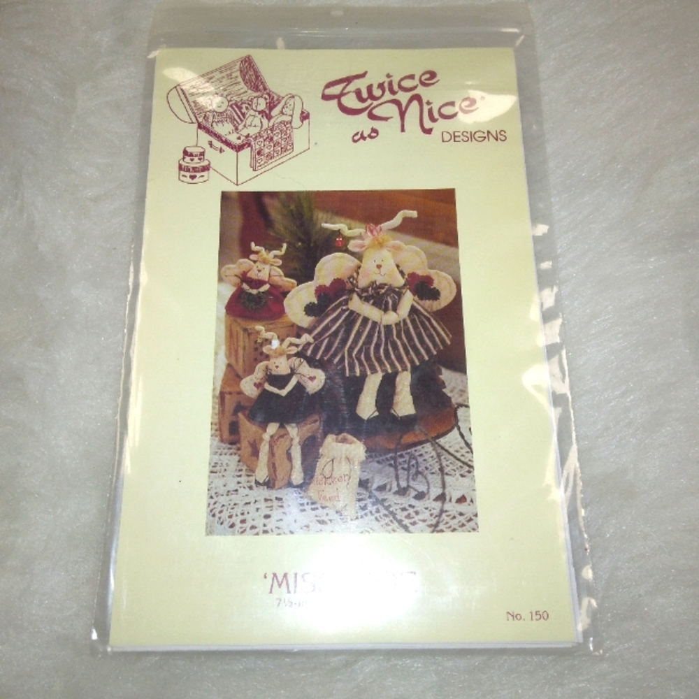 Twice as Nice Designs No. 150 Missy Toe Reindeer Doll in 7.5 in & 4.5 in.